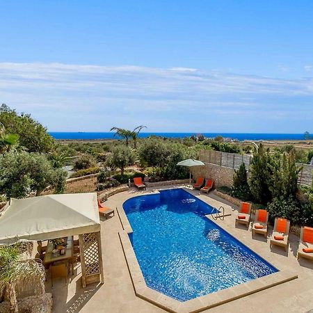 The Almonds Luxury Villa San Lawrenz Exterior foto
